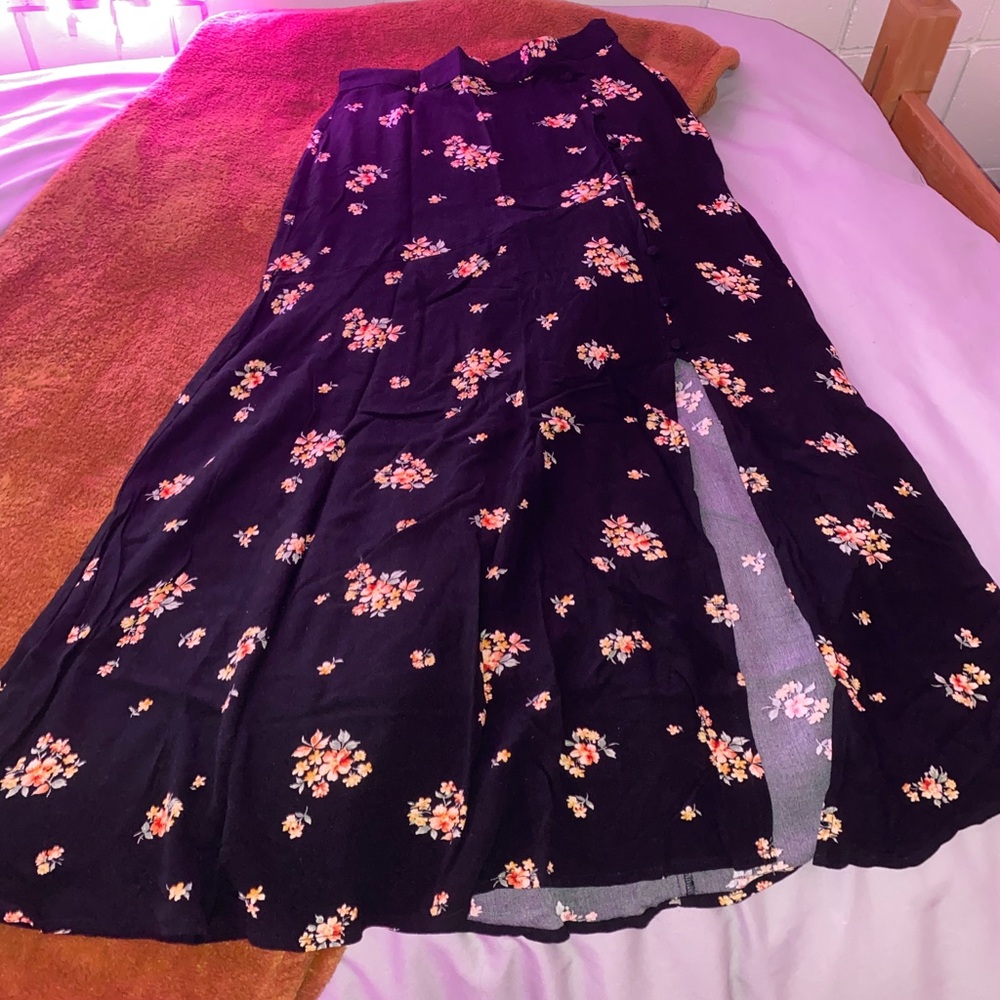 American Eagle Black Floral Maxi Skirt